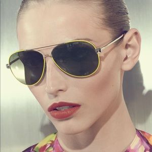 Valentino V117S - Fluo Yellow